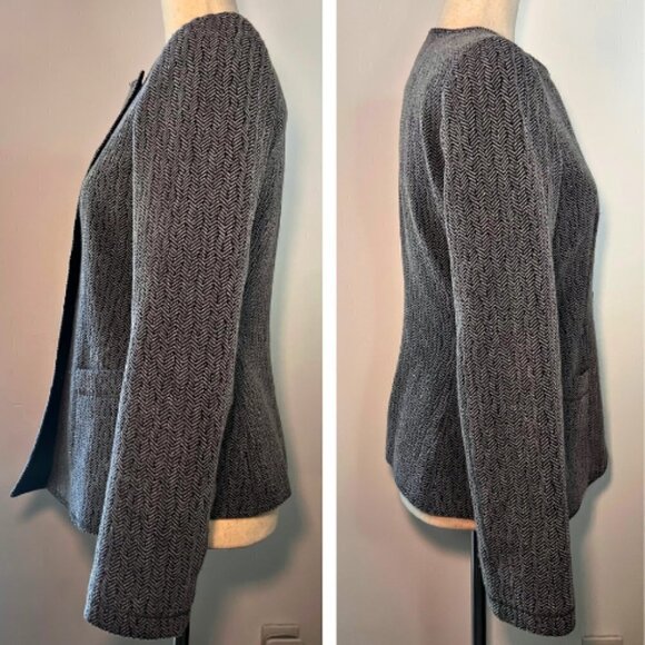 ARMANI COLLEZIONI Wool Herringbone Blazer Jacket Asymmetrical Buttons Size 4 - Picture 6 of 16